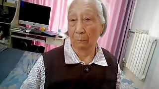 Superannuated Chinese Grandma Gets Ignored